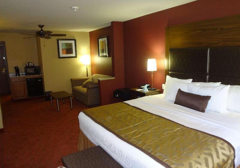Люкс Кровать Кинг, Best Western Plus Tulsa Woodland Hills Hotel And Suites