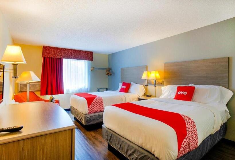 Номер Стандарт 2 Двуспальные Кровати, OYO Hotel Castle Rock CO Downtown