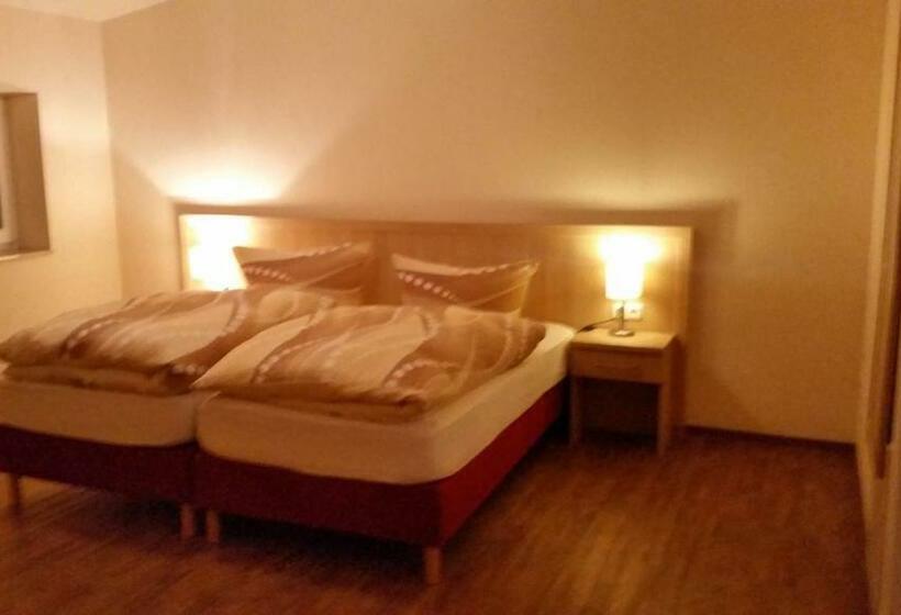 Семейный Номер, Landhotel Kreien