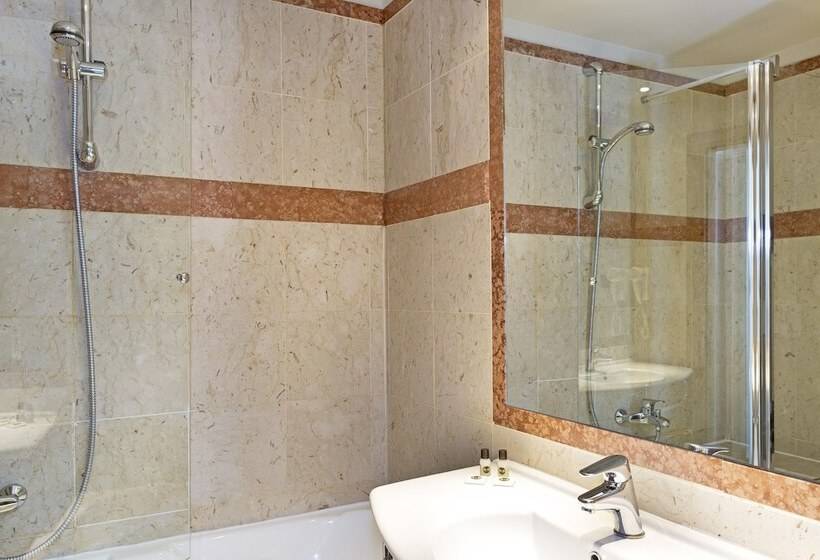 اتاق استاندارد, B&b Hotel Padova