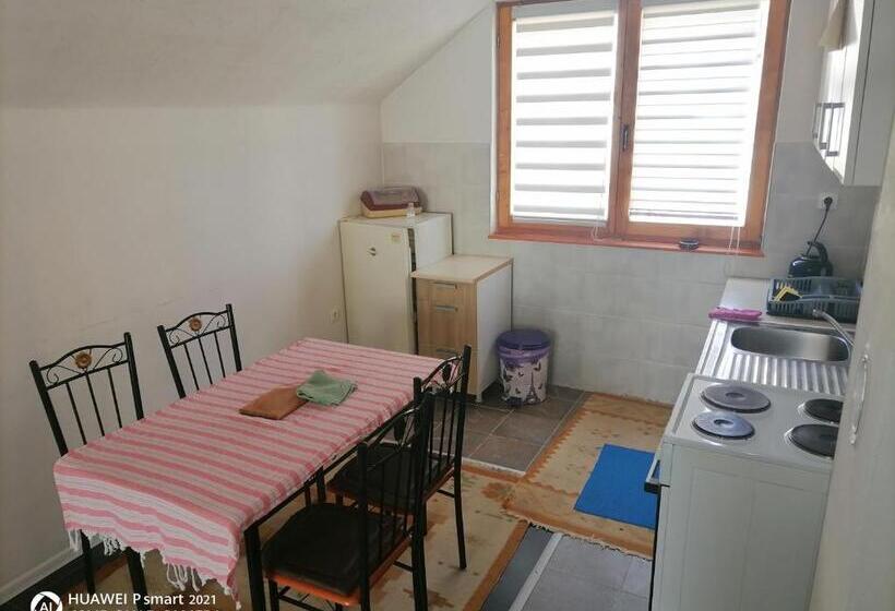 آپارتمان 1 خوابه با بالکن, Guesthouse Behar