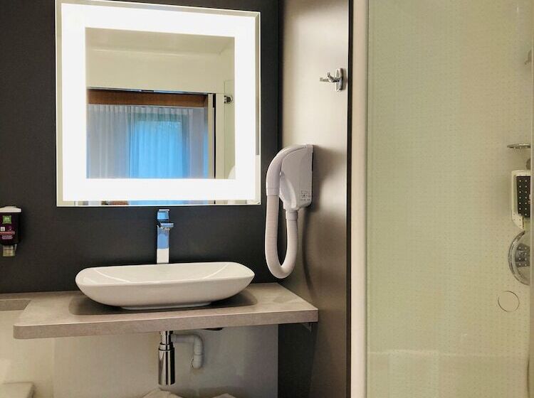 سوییت خانوادگی, Ibis Styles Lille Aeroport