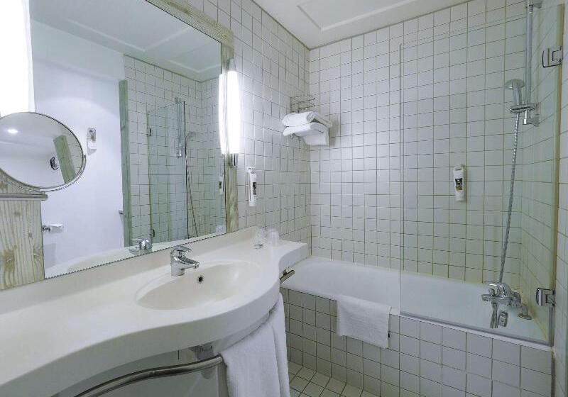 Классический Номер, Mercure Millau