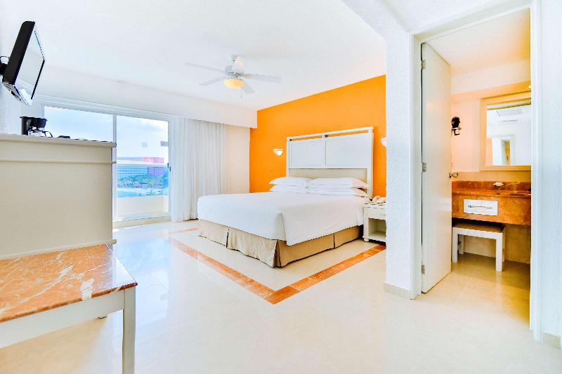 Номер Стандарт Вид на Море, Occidental Costa Cancun  All Inclusive