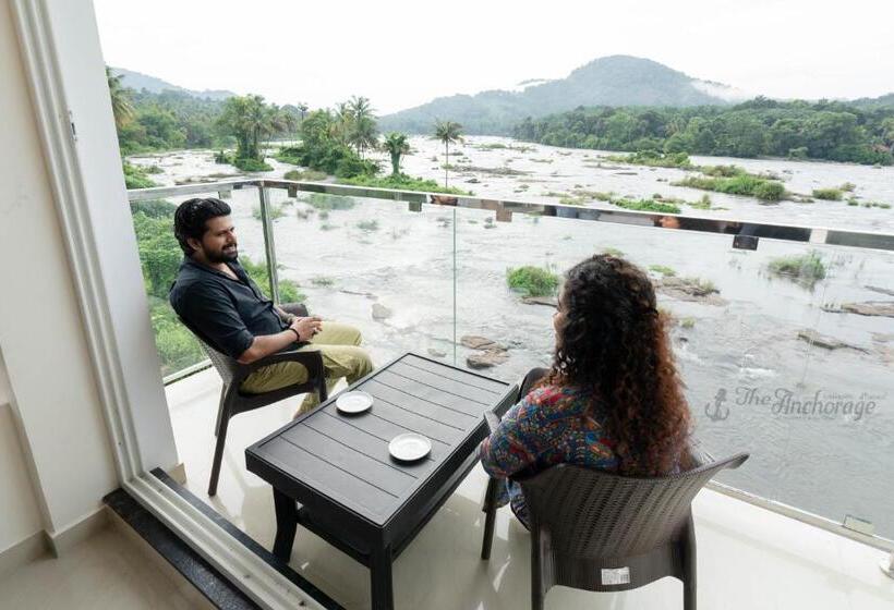 带大床的标准间, The Anchorage Athirapilly Resort
