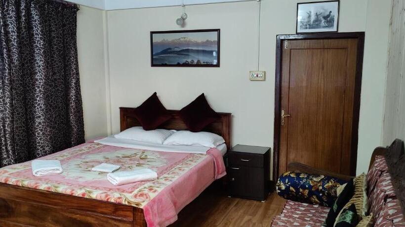 패밀리 룸 산 전망, The River View Homestay