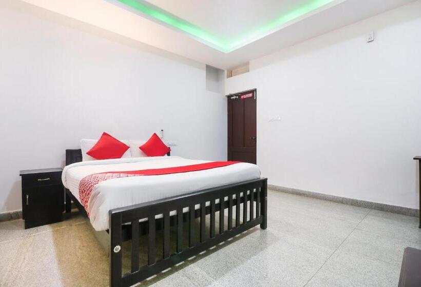 Номер Стандарт, Oyo 14270 Marottickal Residency