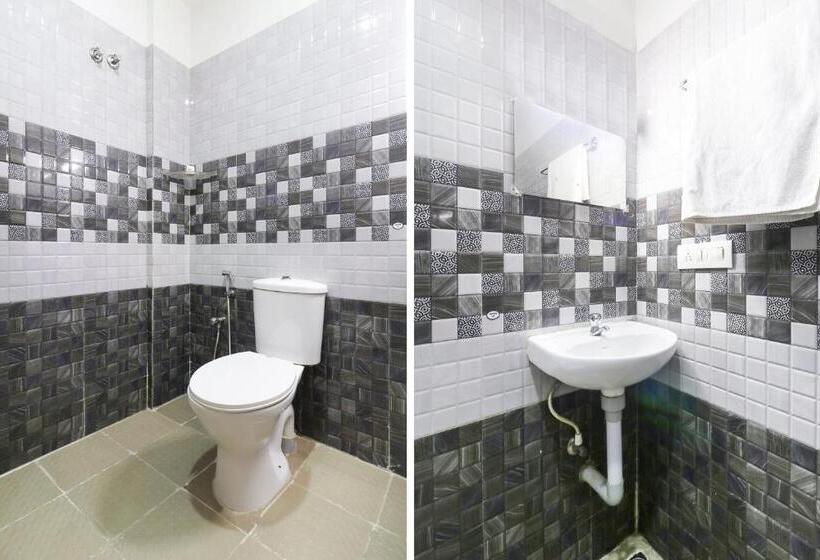 Номер Стандарт, Oyo 14270 Marottickal Residency