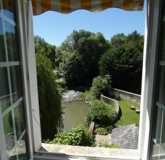 Номер Стандарт Вид на Сад, Moulin De Bacchus   Châteaux De La Loire