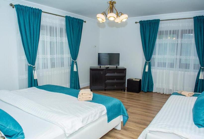 اتاق استاندارد سه نفره, Casa Alin