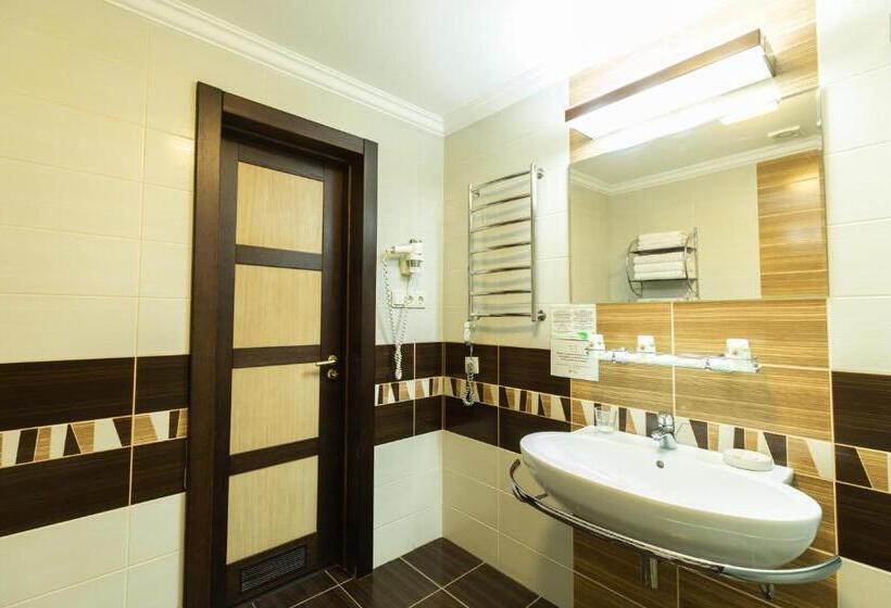 Family Suite, Belle Royalle