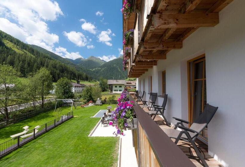 Номер Deluxe, Alpenfrieden