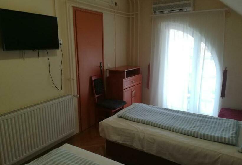 Apartamento 1 Dormitório, áldos Panzió