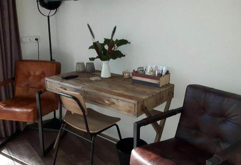 스탠다드 룸 킹사이즈 침대, B&b Johannesberg