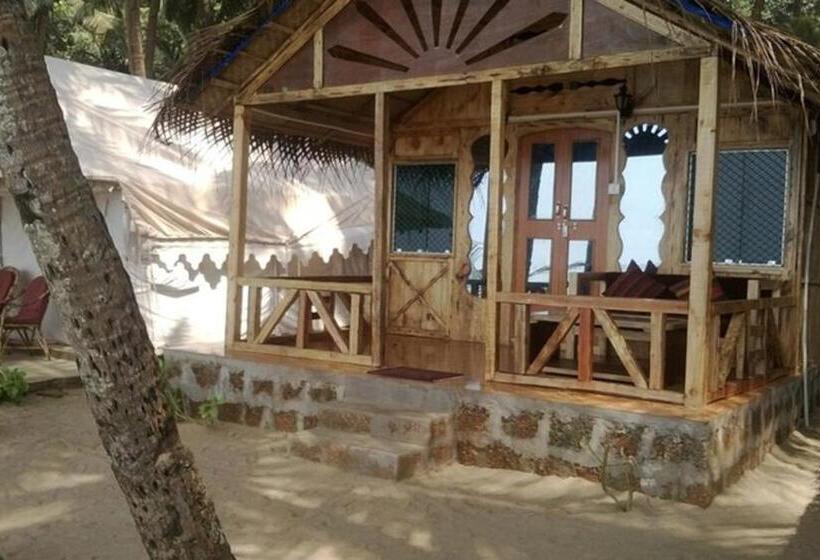 Хижина, Blue Lagoon Resort Goa