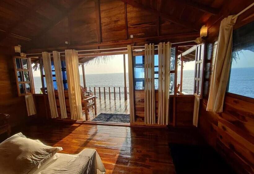 Хижина Deluxe, Blue Lagoon Resort Goa