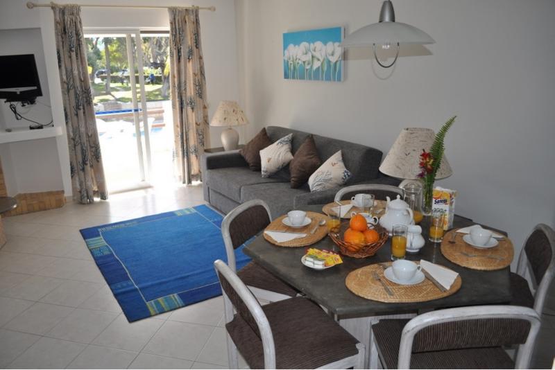 수피리어 스튜디오, Balaia Golf Village