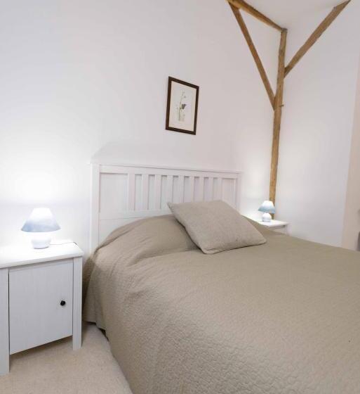 Дом 1 Спальня, Chambre D'hotes Cugnac