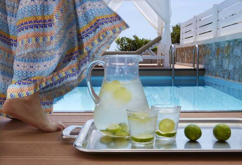 سوییت با استخر, Kassandra Bay Resort, Suites & Spa