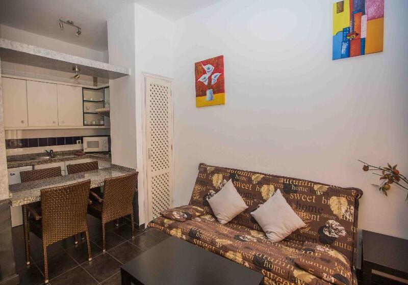 Апартаменты 1 Спальня, Yucca Park Apart