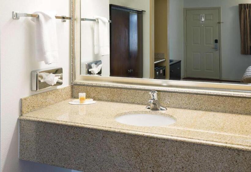 غرفة قياسية لذوى الاحتياجات الخاصة, Days Inn By Wyndham Newport Or