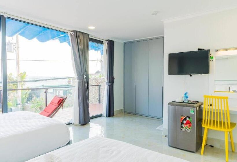 اتاق سه نفره دلوکس با چشم‌انداز دریا, Vivian Hotel Mui Ne