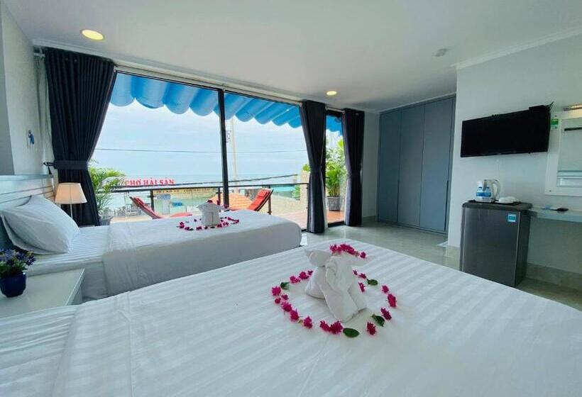 اتاق سه نفره دلوکس با چشم‌انداز دریا, Vivian Hotel Mui Ne