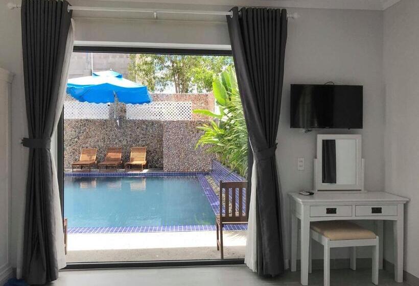 اتاق استاندارد با چشم‌انداز استخر, Vivian Hotel Mui Ne