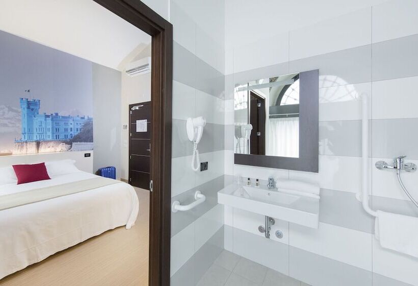 اتاق استاندارد سه نفره, B&b Hotel Trieste