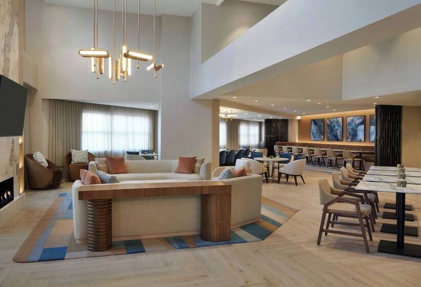 Quarto Club, Kingston Marriott