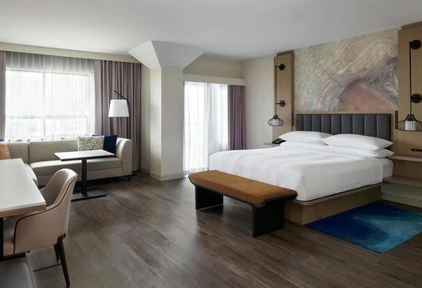 Quarto Executivo Cama King, Kingston Marriott