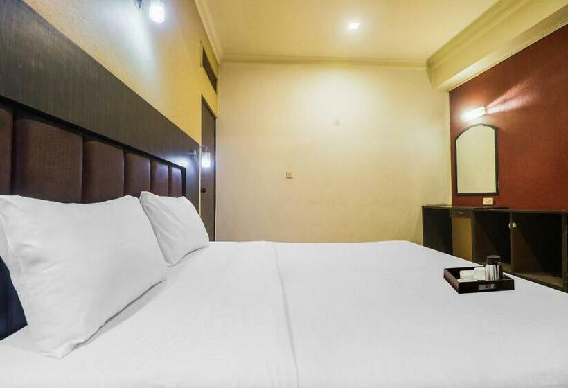 اتاق لوکس, Townhouse Taksonz