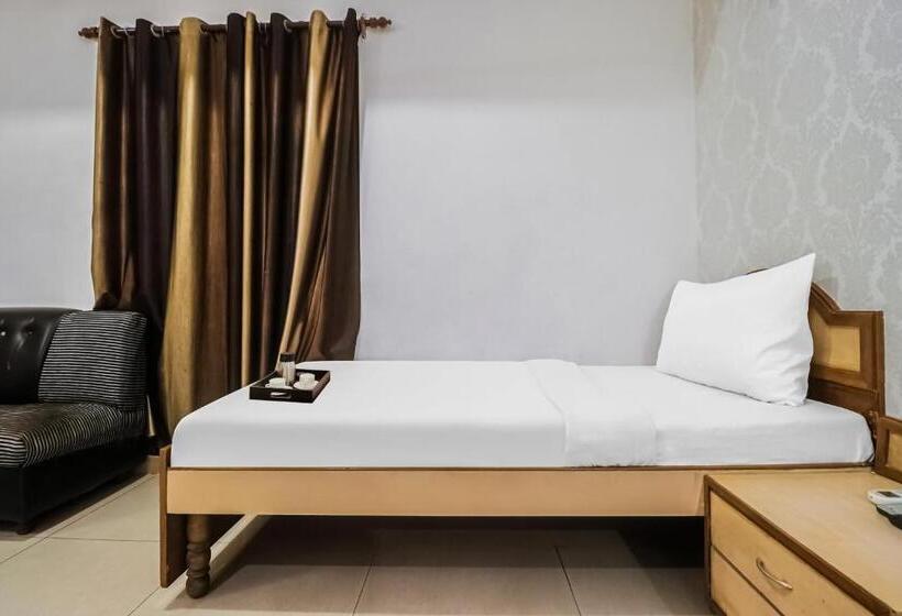 اتاق لوکس, Townhouse Taksonz