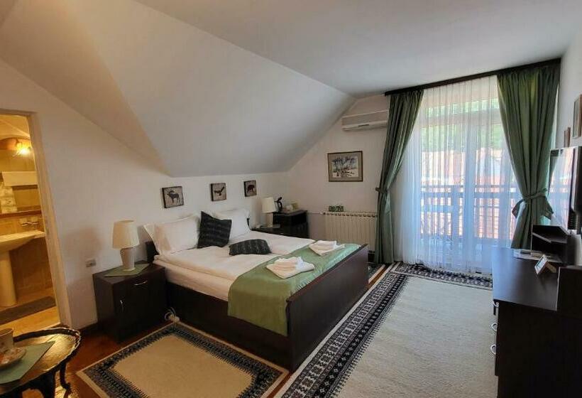 اتاق استاندارد با بالکن, Casa Vanatorului
