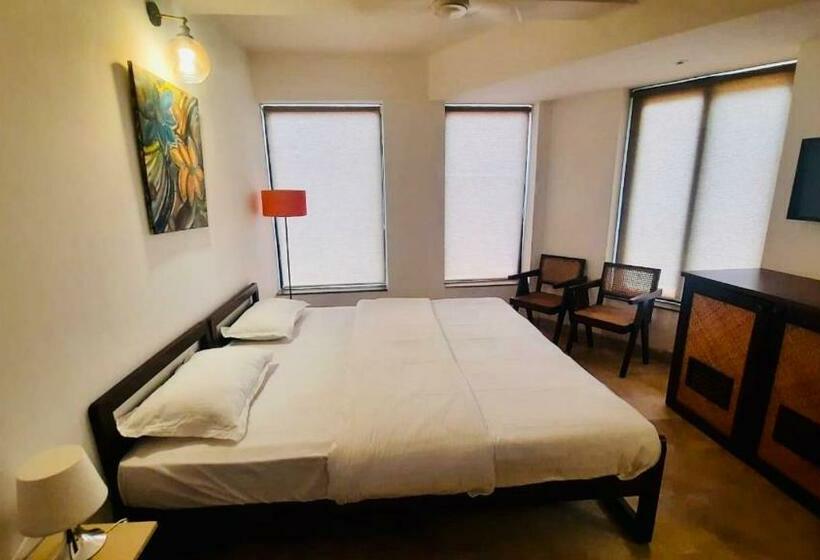 デラックスルーム, Half Hotel, Calangute