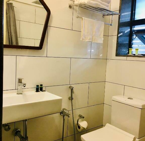 マウンテンビュースタンダードルーム, Half Hotel, Calangute