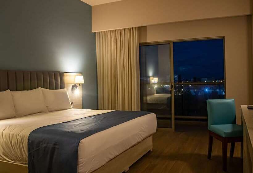 اتاق استاندارد با تخت بزرگ, Varali Grand