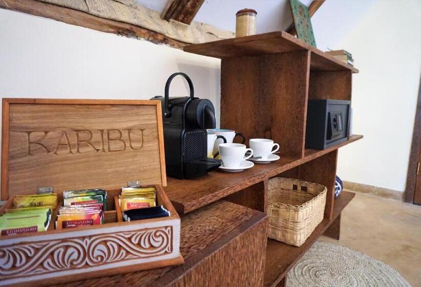 سوئیت با تخت بزرگ, Marafiki Beach Hotel & Spa