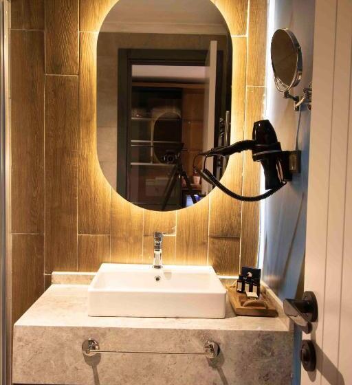 سوییت خانوادگی, Oksijen Zone Hotel & Spa