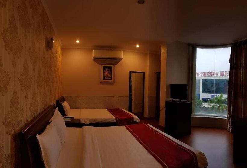 اتاق استاندارد سه نفره, Linh Phương 1 Hotel