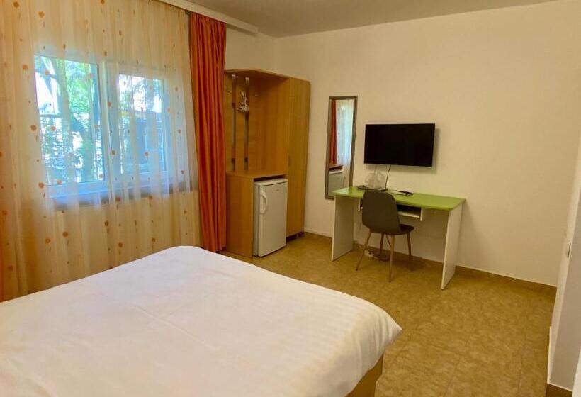 اتاق استاندارد با تخت بزرگ, Casa Double M, Vama Veche