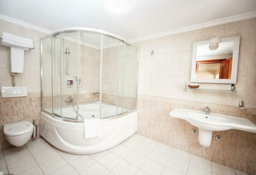سوییت جونیور لوکس, Centrum  Istanbul