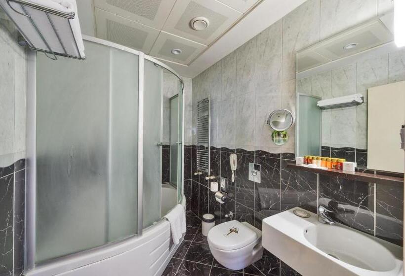 سوییت خانوادگی, The Hotel Beyaz Saray & Spa   Special Category