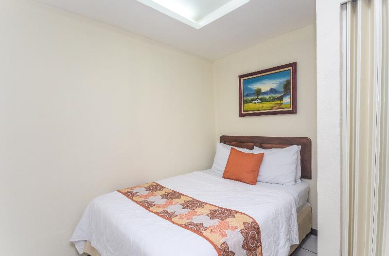 اتاق استاندارد, Berlor Airport Inn