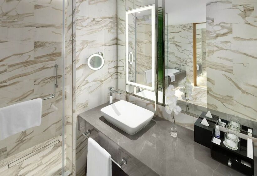 Люкс, Crowne Plaza   Jeddah Al Salam, An Ihg