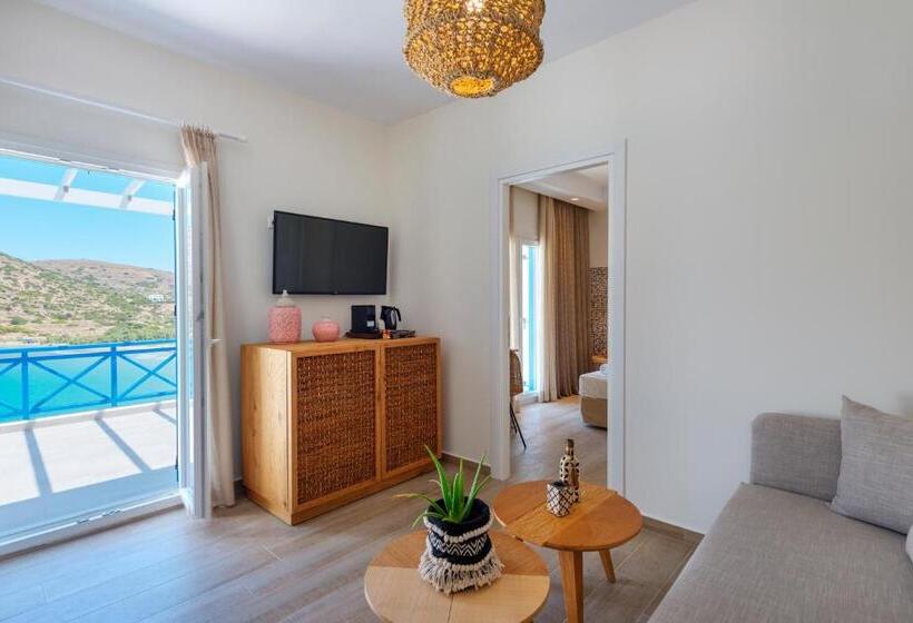 سوئیت 2 خوابه, Dolphin Bay Family Beach Resort