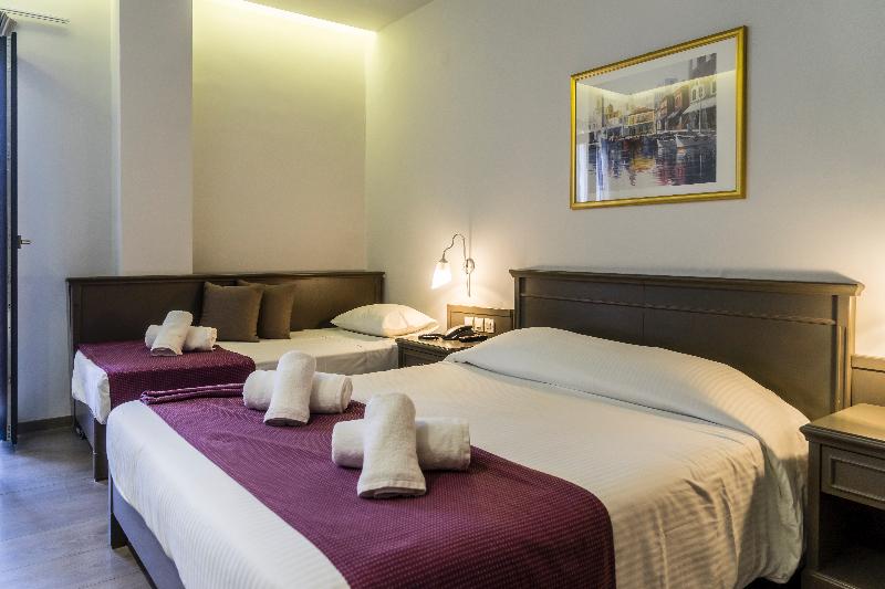 Трехместный Номер Deluxe, Castello City