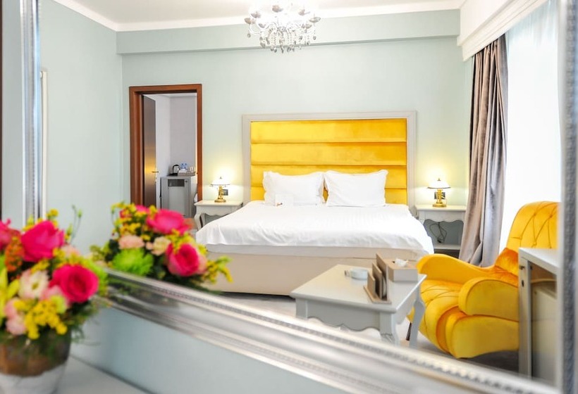 اتاق سوپریور, Phoenicia Grand