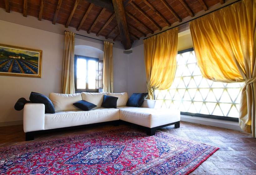 ویلای 4 خوابه, Palagina La Dimora