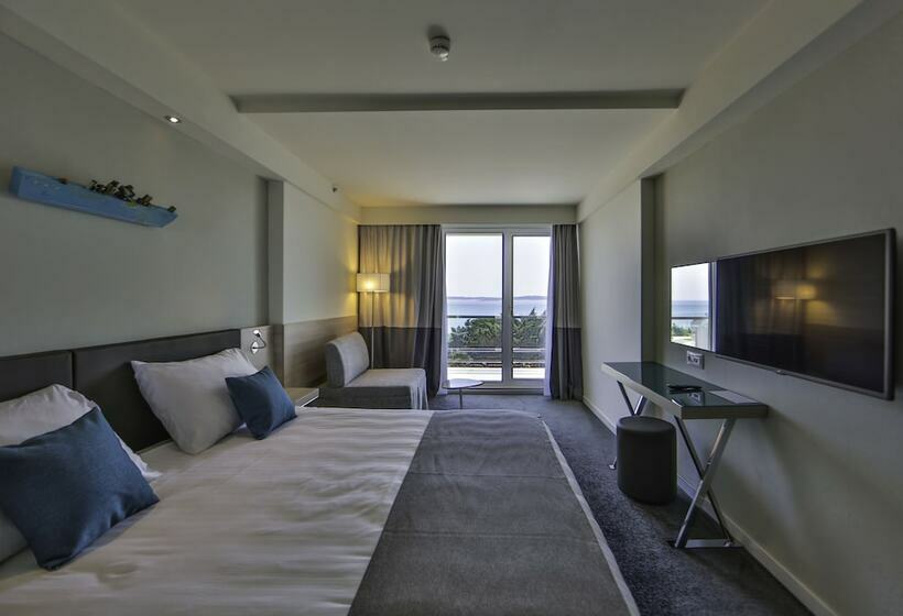 اتاق سوپریور با بالکن, Park Plaza Belvedere Medulin